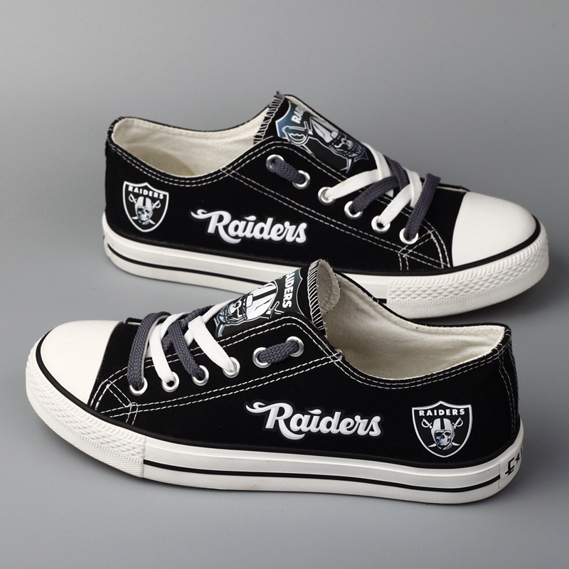 Women's Oakland Raiders Repeat Print Low Top Sneakers 001